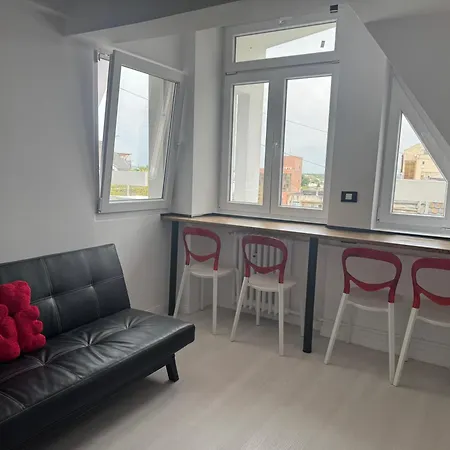 Splendid - Garsoniera Ultracentral Dotari Full Apartment