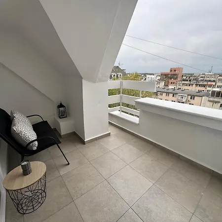 Splendid - Garsoniera Ultracentral Dotari Full Apartment *