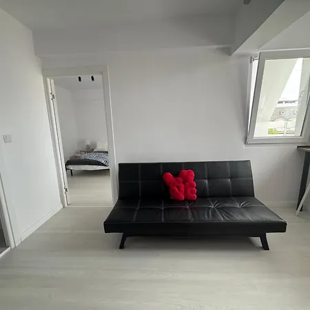 Apartment Splendid - Garsoniera Ultracentral Dotari Full Craiova